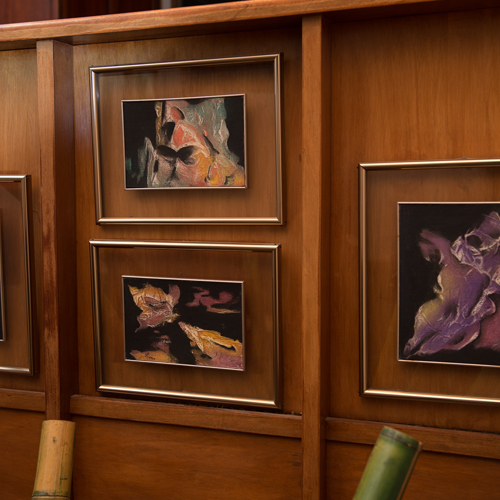 gallery item