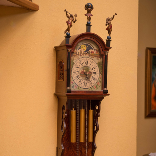 gallery item